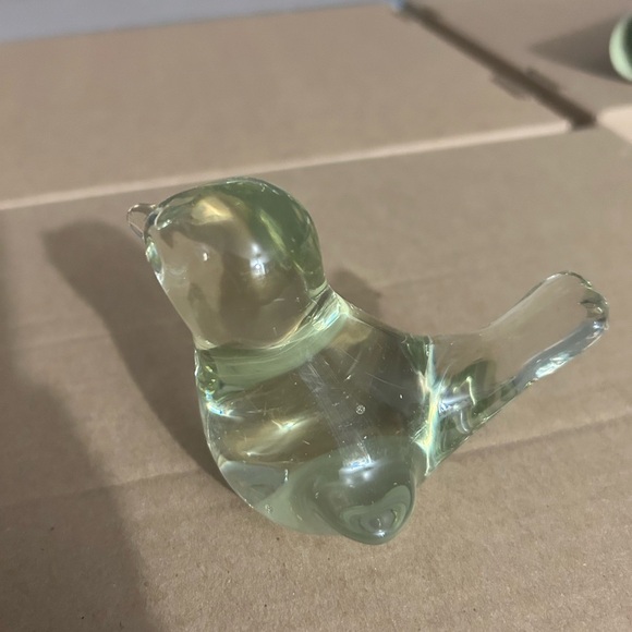 Vintage crystal glass dove figurines/ paperweights- preloved - - Picture 5 of 12